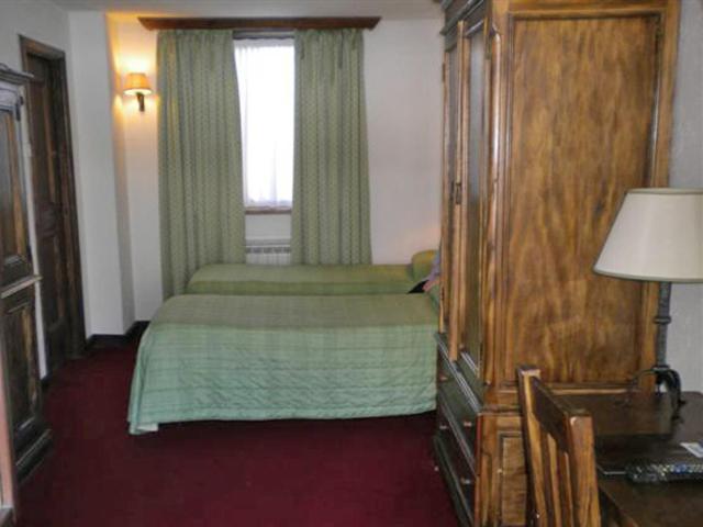 Hotel Tavernier Κουρμαγιέρ Εξωτερικό φωτογραφία